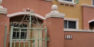 618 SW 106 AV Gallery 1