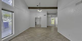 620 LAKEWAY Drive Gallery 25