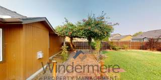 230 Chapra St *fully fenced back yard* Gallery 3