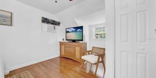 4924 SHETLAND AVENUE Gallery 20