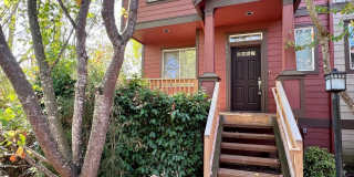 Charming 3BR/2.5BA Townhouse in Beaverton – Near Nike & MAX! Gallery 1
