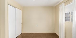 9802 N 2nd Gallery 12