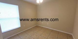 Spacious 3-bedroom 2 baths in Poinciana Gallery 38