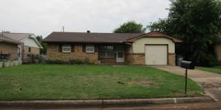 Very nice home located in the Pioneer Park Area! No Pet Home! Gallery 1