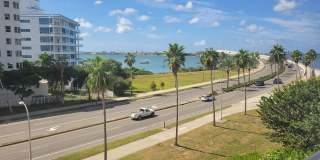 Beautifully renovated 2/2 condo downtown Sarasota with view of Bay! Gallery 12