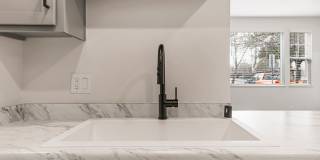 Sterling Oaks Luxury Apartments Gallery 26