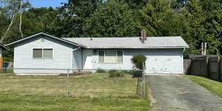 Charming 4 bed, 2 bath Lynnwood Home, $3100/mo. Gallery 1