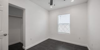 4130 North Longview Avenue Gallery 16