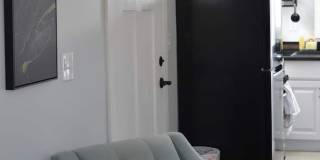 Charming studio ADU with private yard in White Center Gallery 3
