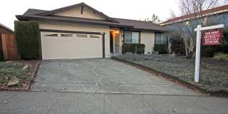 3 Bedroom Home in Rincon Valley Gallery 1