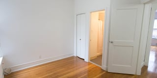 5335-5345 S. Kimbark Ave. Gallery 43