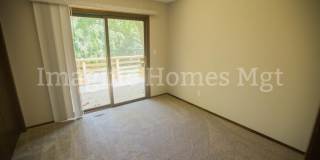 5095 SOM Center Road Gallery 7