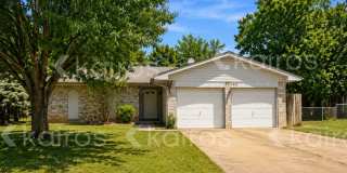 405 East Meadow Lane Court Gallery 1