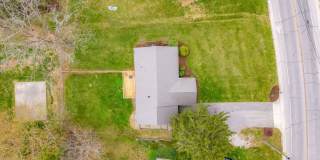 Spacious ranch close to campus Gallery 16