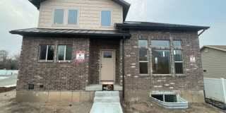 140 N Fenway Fields Drive Gallery 1