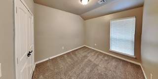 3 Bedroom 2 bathroom with Study in Yukon Schools Gallery 18