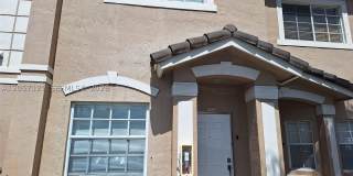 5761 NW 115th Ct Gallery 1