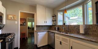 2743 N Stoddard Gallery 15