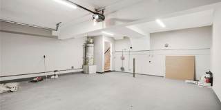 5800 Owensmouth Avenue Gallery 1