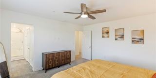 976 Bluebell Brook Street Gallery 27