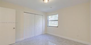 20160 NE 3rd Ct Gallery 16