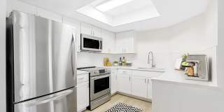 Meadow Glen Apartments Gallery 26