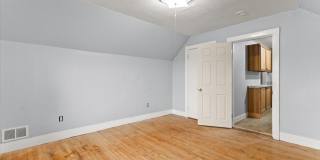 60 Calmar Street Gallery 9