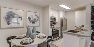 Huntington Glen Apartments Gallery 2