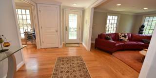 Luxurious Spacious and Bright , Gorgeous Potomac 6BR/4.5BA/2GAR Home - In Sought After Copenhaver Gallery 7