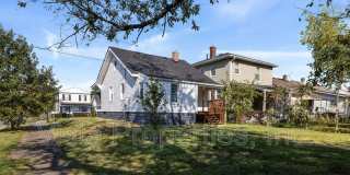 835 South 38th Street Gallery 22