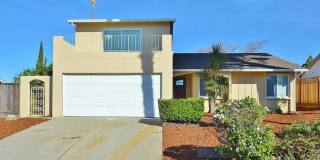 $4,200 / 4 BR - SPACIOUS HOME IN WARM SPRINGS WITH SCENIC HILL VIEWS Gallery 1