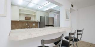 633 S Palmetto Avenue Gallery 6
