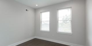 2722 LATONA STREET Gallery 10