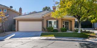 SUMMERLIN BEAUTY*UPGRADED*COMMUNITY POOL*3 BEDROOMS*STAINLESS STEEL APPLIANCES* Gallery 36