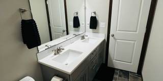 2022 Built, 4 Bedroom, Beautiful Home! Gallery 17
