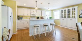 2102 FIRST Street Gallery 10