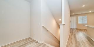 1672 Cayton Gallery 12
