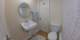 3D Tour Available - Centrally located 1 bedroom unit in 4 plex with Washer and Dryer on site! Available August 5th! Gallery 6