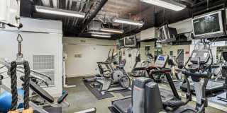 3801 Connecticut Gallery 17