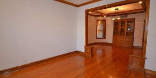4118 North Ashland Ave. Gallery 7