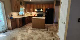 Gorgeous 4 Bedroom Home For Rent in Avon Gallery 14