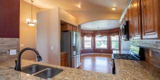 5 Bedroom Home in Windsor Colorado Gallery 17