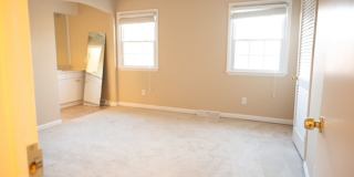 Large 3 Bedroom 2.5 Bath Townhome in Prime Location-Francisco Place Community! Gallery 6