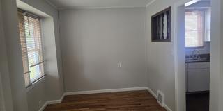19152 Woodside Street Gallery 3
