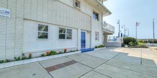 5800 Boardwalk Gallery 19