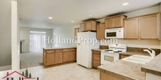 Modern Townhome Near MAX, Nike & High-Tech Corridor Gallery 7