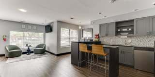 The Manhattan Gallery 37