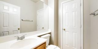 4 Bedroom in a Gated Community with Community Pool & Gym! Gallery 16