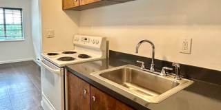 Bayview Apartments Gallery 104