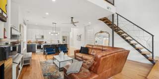 885 N Hermitage Avenue Gallery 9